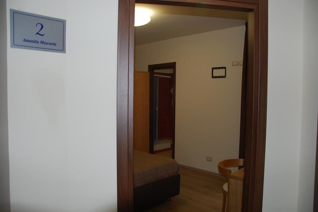 Guest House Caracas Lorica Exterior foto